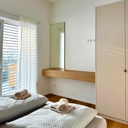 Mihome - Modern Living Lägenhet