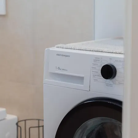 Mihome - Modern Living ロッテンマン